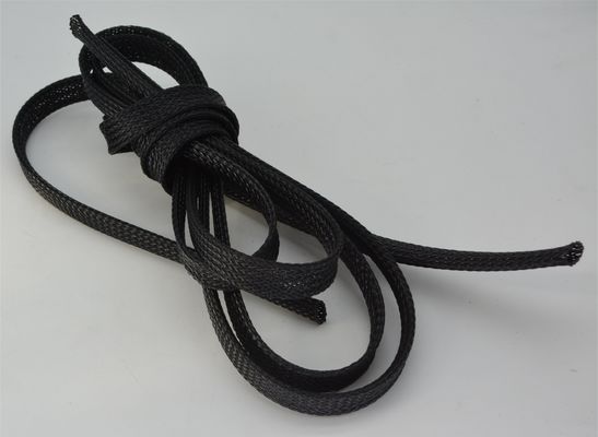 Fleksibilitas Tinggi Expandable PET Berliku Kabel Sleeve 1.5 Inch